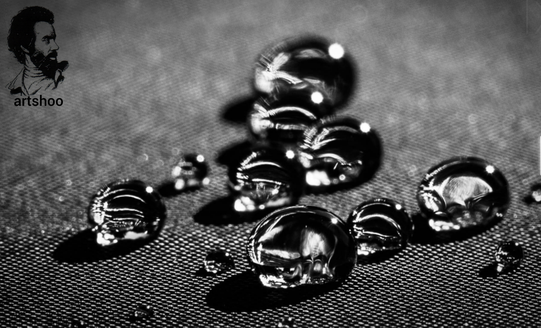 مدل آب سیاه قلم